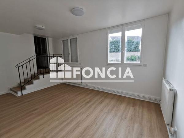 À vendre Local commercial 94 m² - Melun 77000