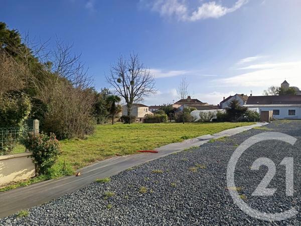 Terrain à vendre  481 m2 ST ROMAIN DE BENET - 17