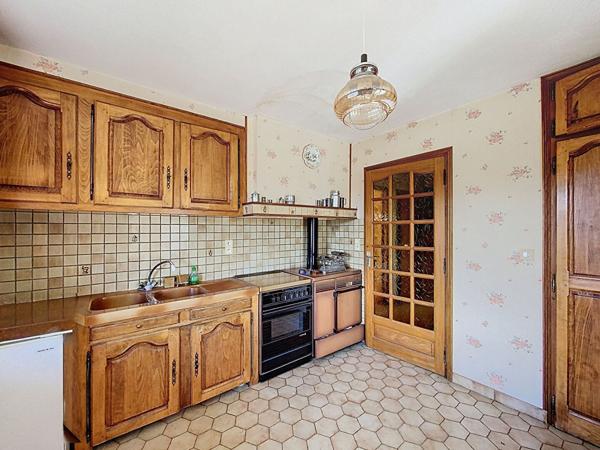 Maison à vendre à Laragne Monteglin - 3 pièces avec jardin - garage de 70m²