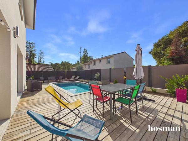 Superbe maison individuelle 6 pièces de 130 m² avec piscine et garage - Très calme - Cenon