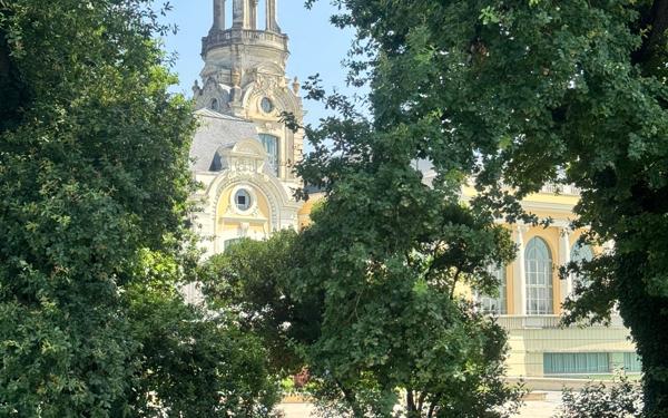 Appartement à vendre    5 pièces • 163 m2 Pau