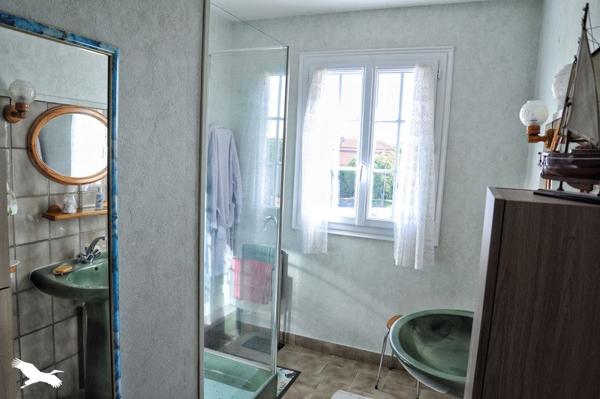 Maison à vendre 192 240 € Roumazières-Loubert 6 p 149 m² DPE D