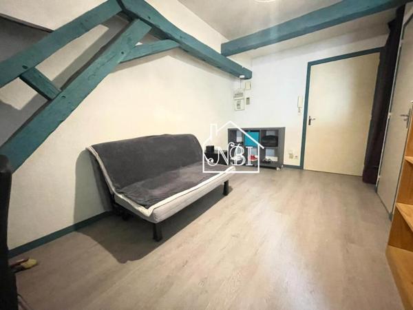 À VENDRE Studio 16 m2 LAVAL HYPER CENTRE