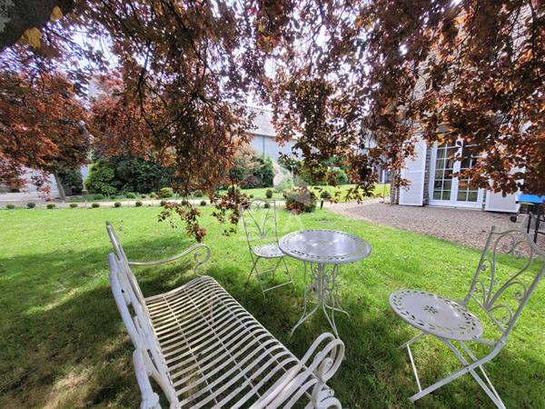 Ancienne ferme rénovée avec dépendances centre ville DOL DE BRETAGNE