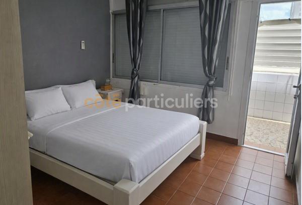 Vente
                Appartement40 m² - 2 Pièces -
                    SAINTE ANNE (97180)