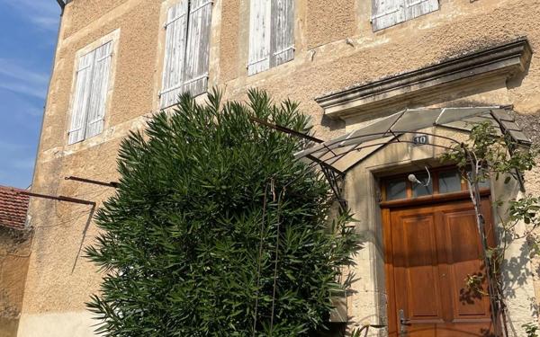 Maison à vendre    4 pièces •  Saint-Paul-Trois-Châteaux