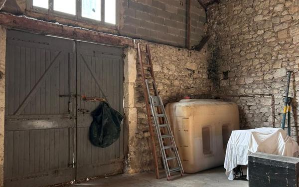 Maison à vendre    4 pièces •  Saint-Paul-Trois-Châteaux