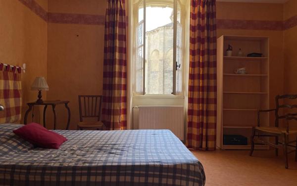 Maison à vendre    4 pièces •  Saint-Paul-Trois-Châteaux