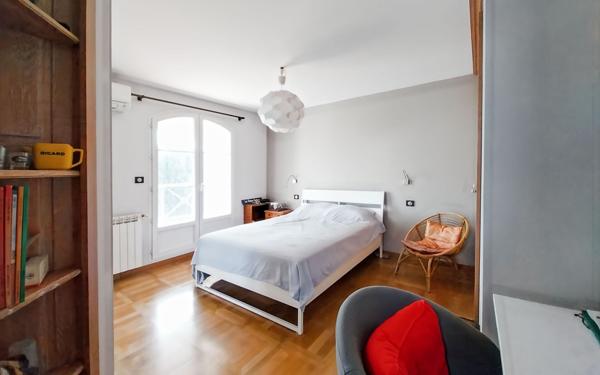 Maison à vendre    8 pièces •  Marseillan