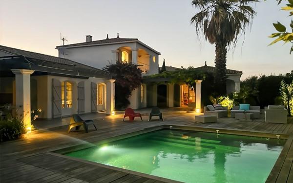 Maison à vendre    8 pièces •  Marseillan