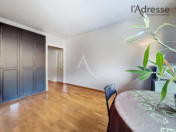 PUTEAUX/ République - Appartement 2 pièces 53m² et 1 Cave