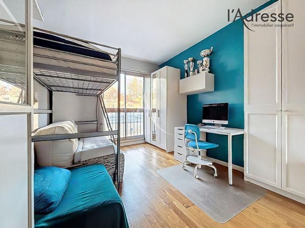 PUTEAUX/ République - Appartement 2 pièces 53m² et 1 Cave