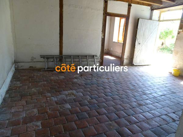 Vente Maison50 m² - 2 Pièces - ST PIERRE LES BOIS (18170)