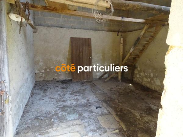 Vente Maison50 m² - 2 Pièces - ST PIERRE LES BOIS (18170)