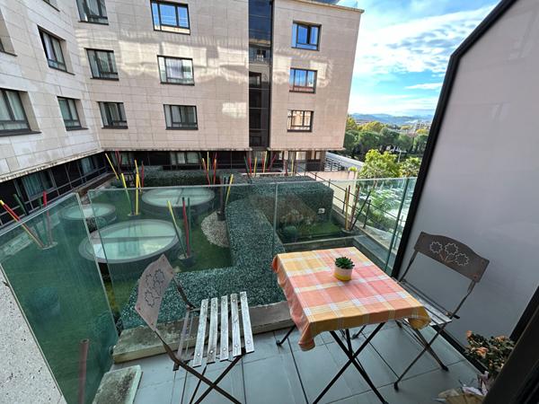 EXCLUSIVITE  Studio loué  aux Allées Provençales Balcon Ascenseur