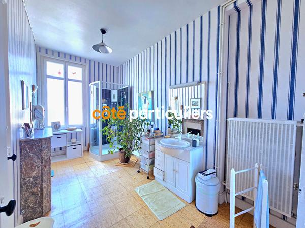 Vente Maison200 m² - 8 Pièces - ST BRANCHS (37320)