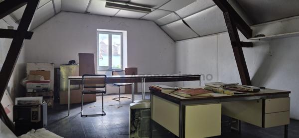 À vendre - Immeuble 244 m² situé à Oloron-Sainte-Marie (64400)