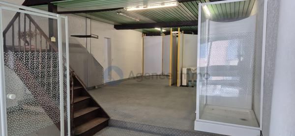 À vendre - Immeuble 244 m² situé à Oloron-Sainte-Marie (64400)