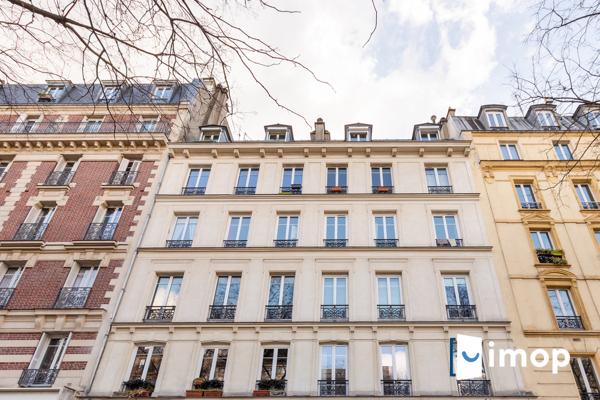 METRO PERE LACHAISE - BEL APPARTEMENT DE 66M² DANS L'ANCIEN