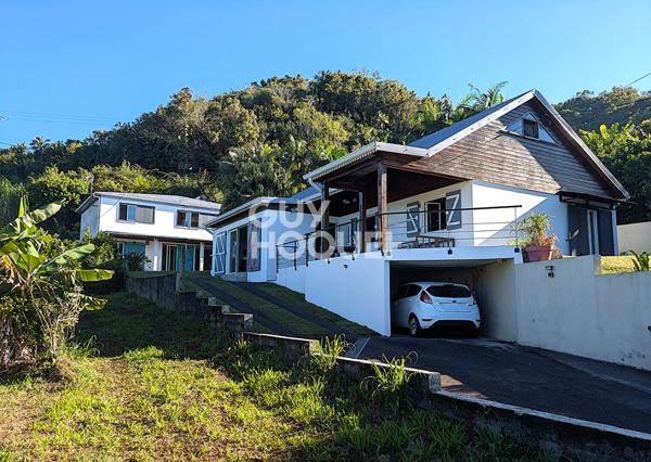 Ensemble immobilier au calme