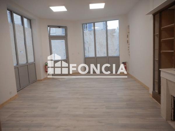 Location Local commercial 3 pièces 70 m² - RDC Niort 79000