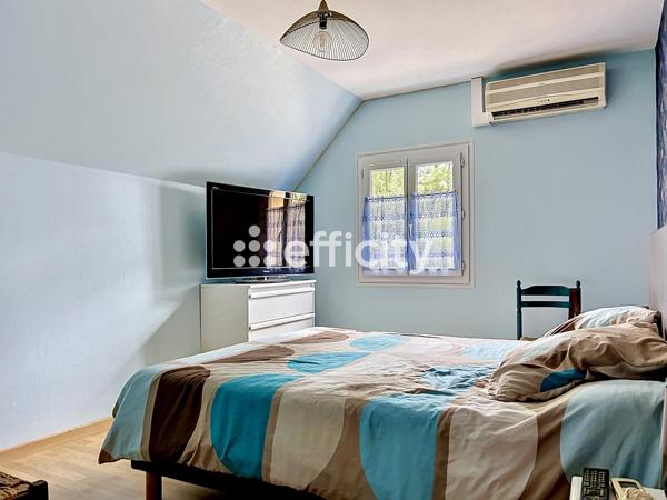 Maison
         6 pièces
        - 126 m² 259 900 € *