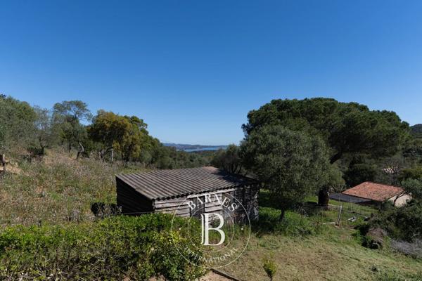 Porto-Vecchio, Propriété  160 m² à vendre