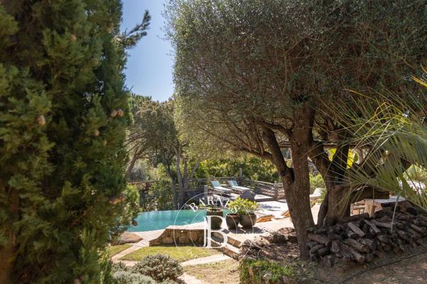 Porto-Vecchio, Propriété  160 m² à vendre