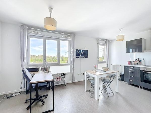 studio Bien situé avec vue dégagée