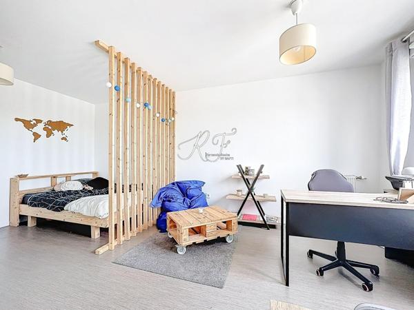 studio Bien situé avec vue dégagée