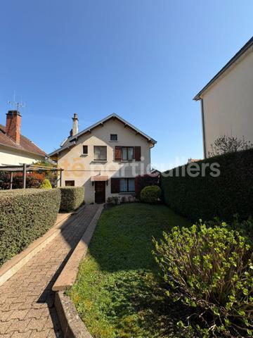 Vente Maison126 m² - 5 Pièces - GRAY (70100)