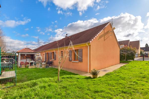 Maison d'exception à vendre à Guignes - Calme et Confort Moderne