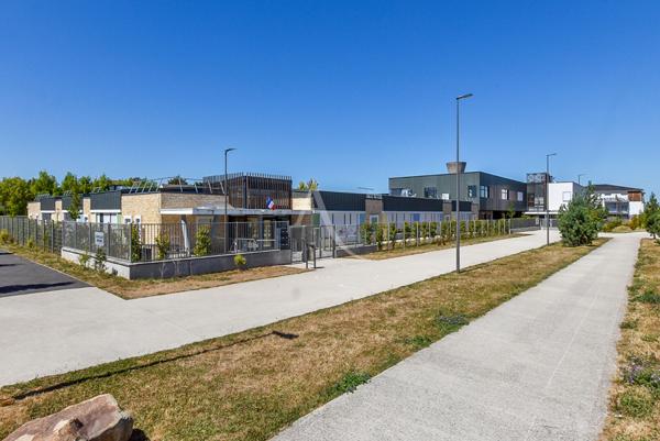 Maison d'exception à vendre à Guignes - Calme et Confort Moderne