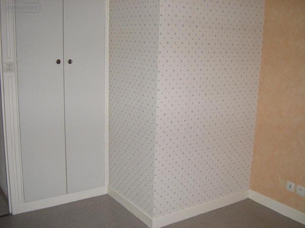 Appartement à louer à Péronnas dans l'Ain (01960), ref : 01083-L151