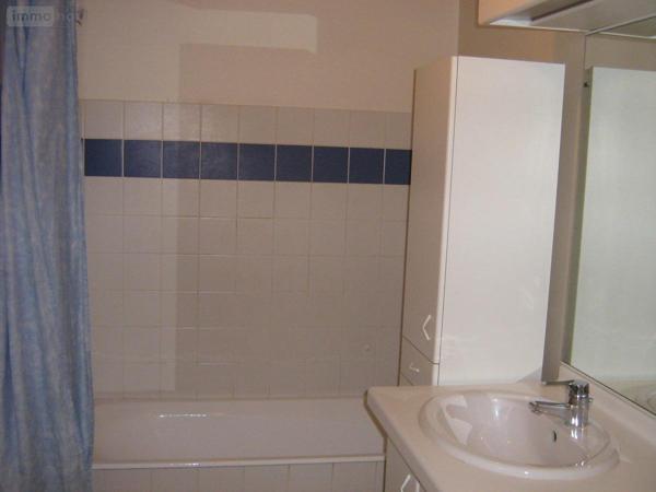 Appartement à louer à Péronnas dans l'Ain (01960), ref : 01083-L151