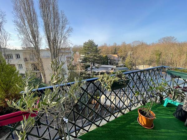 Appartement Saint Germain En Laye 4 pièce(s) 84.85 m2 €660 000 ** - Référence 17667
