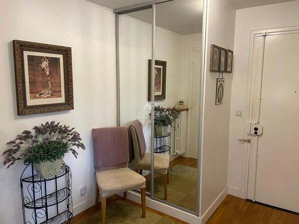 Appartement Saint Germain En Laye 4 pièce(s) 84.85 m2 €660 000 ** - Référence 17667