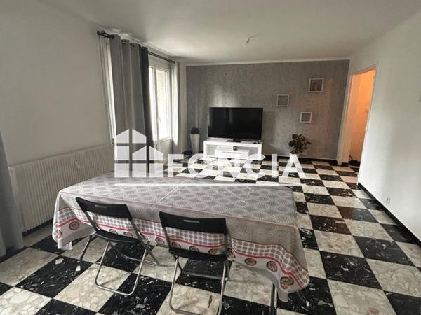 Location Appartement 5 pièces 86.48 m² - 367 AVENUE DES AIRES Gardanne 13120