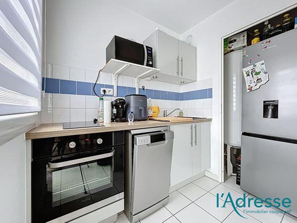 Appartement Laval 3 pièce(s) avec parking et terrasse