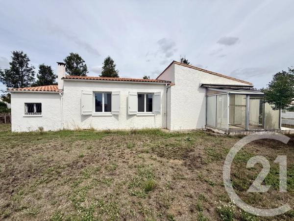 Maison à vendre  3 pièces - 77 m 2   SAUJON  - 17