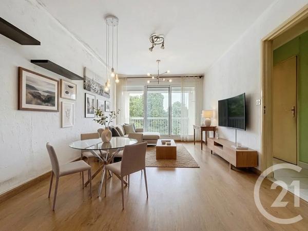 Appartement F3 à vendre  3 pièces - 60,45 m 2   MONT ST AIGNAN  - 76