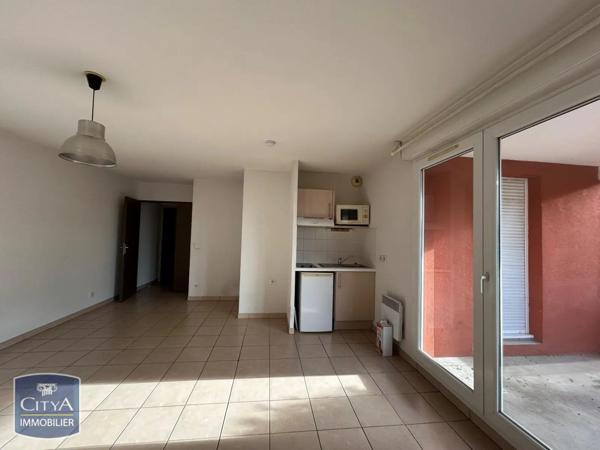 Appartement à louer 2 pièces 46.83m²