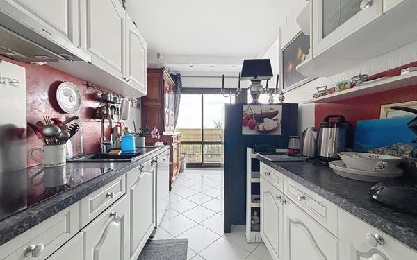 Appartement à vendre    4 pièces • 82,33 m2 La Rochelle