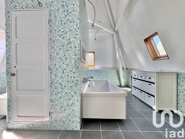 Maison à vendre 13 pièces 750 m² Châteauneuf-la-Forêt