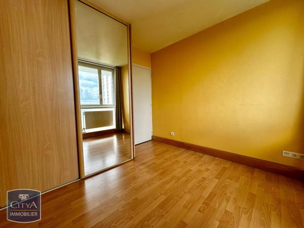 Appartement à louer 3 pièces 58.27m² Maubeuge (59600)