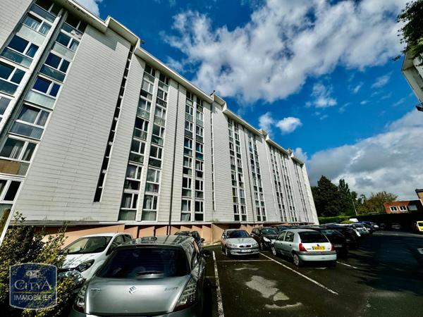 Appartement à louer 3 pièces 58.27m² Maubeuge (59600)