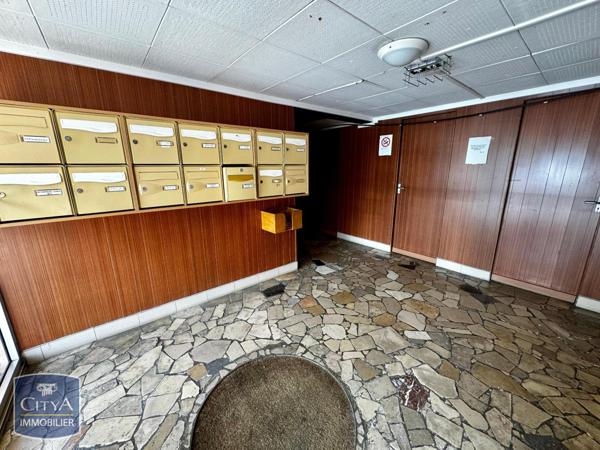 Appartement à louer 3 pièces 58.27m² Maubeuge (59600)
