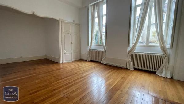 Appartement à louer 5 pièces 105.7m²