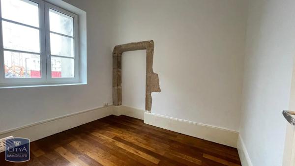 Appartement à louer 5 pièces 105.7m²