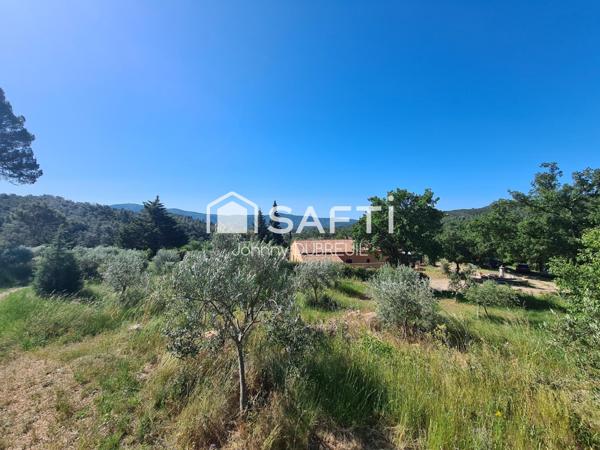 PIGNANS - SUPERBE PROPRIÉTÉ DE 230M2 AVEC APPARTEMENT INDÉPENDANT, PISCINE, CUISINE D'ÉTE, GARAGE, TERRAIN CLÔTURÉ  DE 9693M2 AVEC VUE DEGAGÉE SUR LES COLLINES